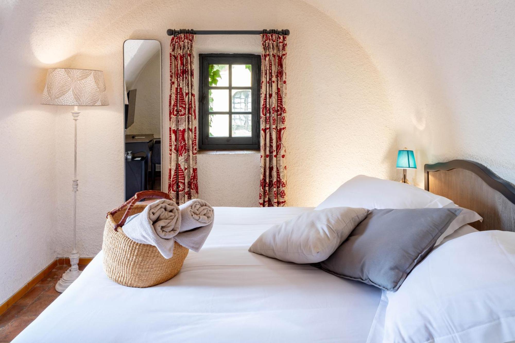 Hotel Garrigae Abbaye De Sainte Croix