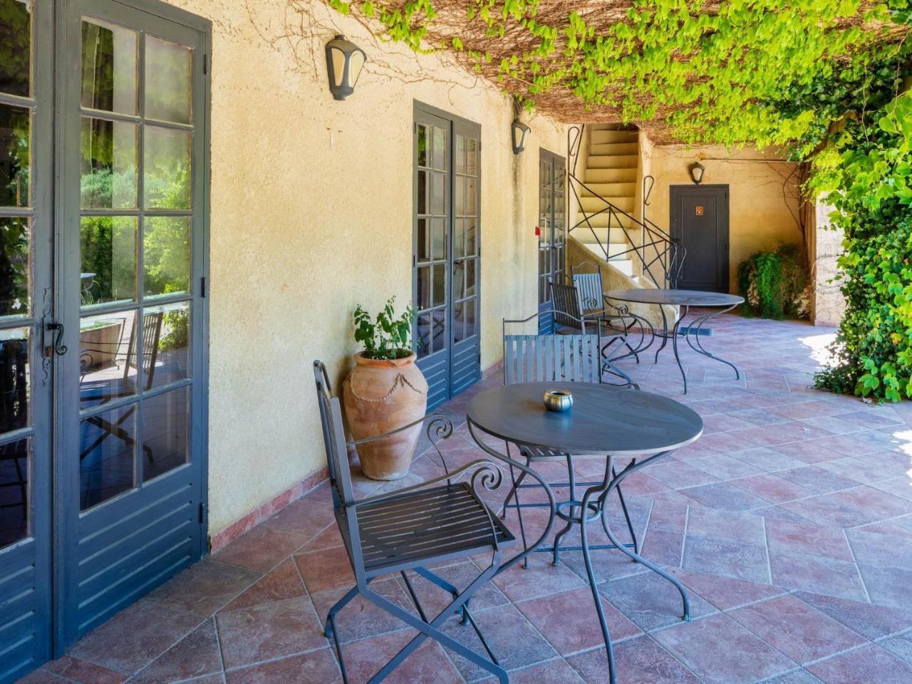 Hotel Garrigae Abbaye De Sainte Croix
